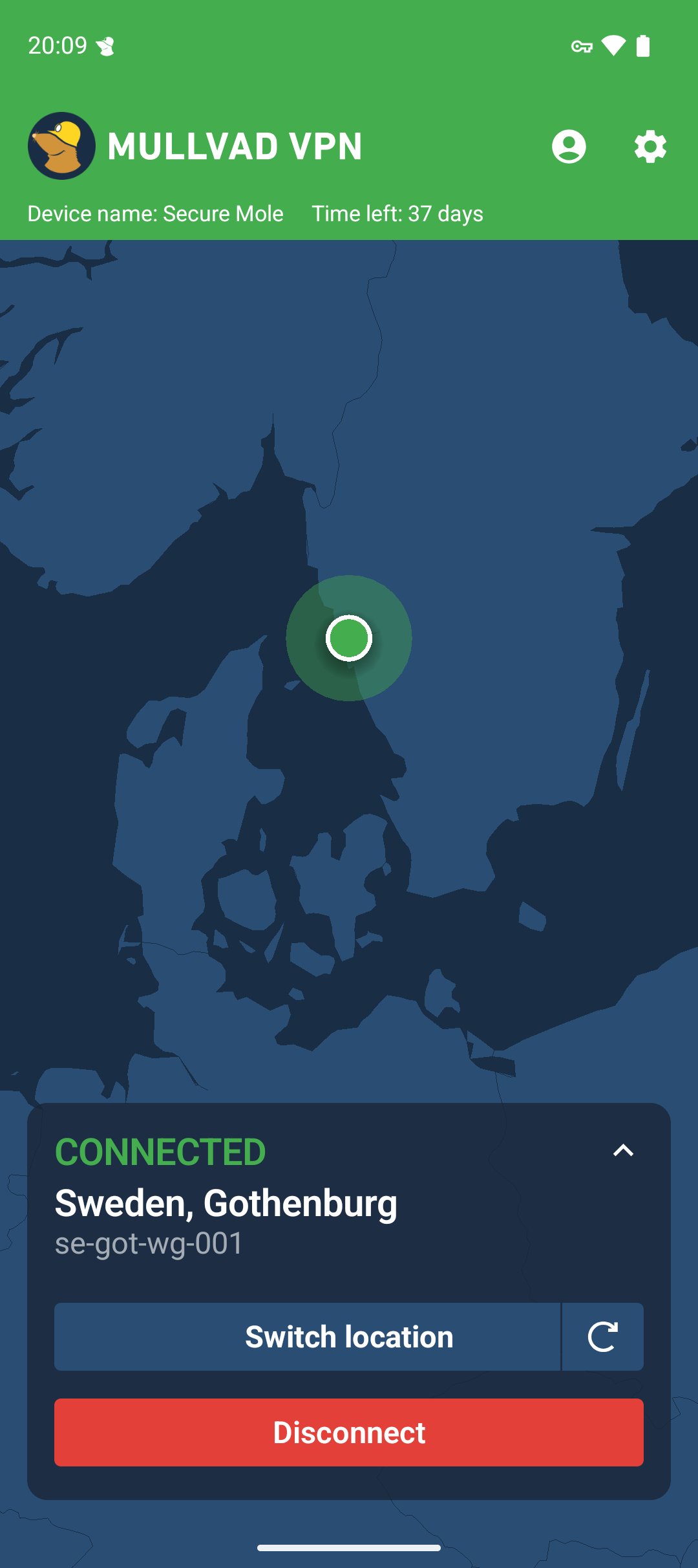 Interface showing CONNECTED status to Sweden, Gothenburg with Switch location and Disconnect buttons.